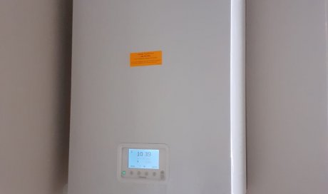 Remplacement d'une chaudière GAZ Condensation avec désembouage du circuit chauffage dans un appartement à LYON 6ème